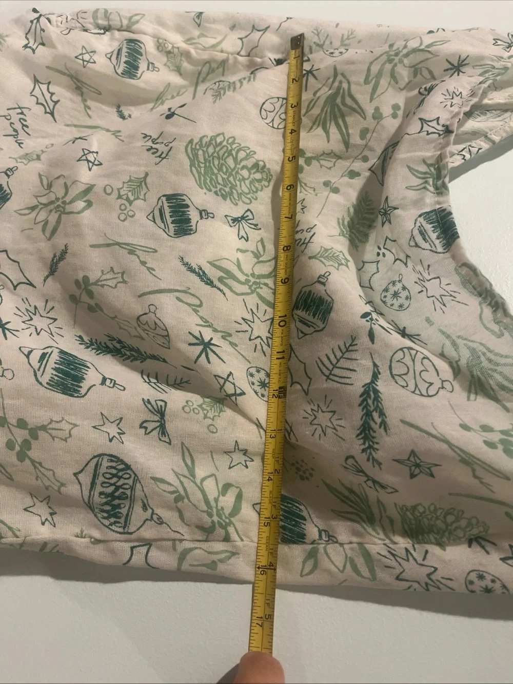 Free People Christmas Holiday Print Shoulder Bag Tote Lightweight Green White